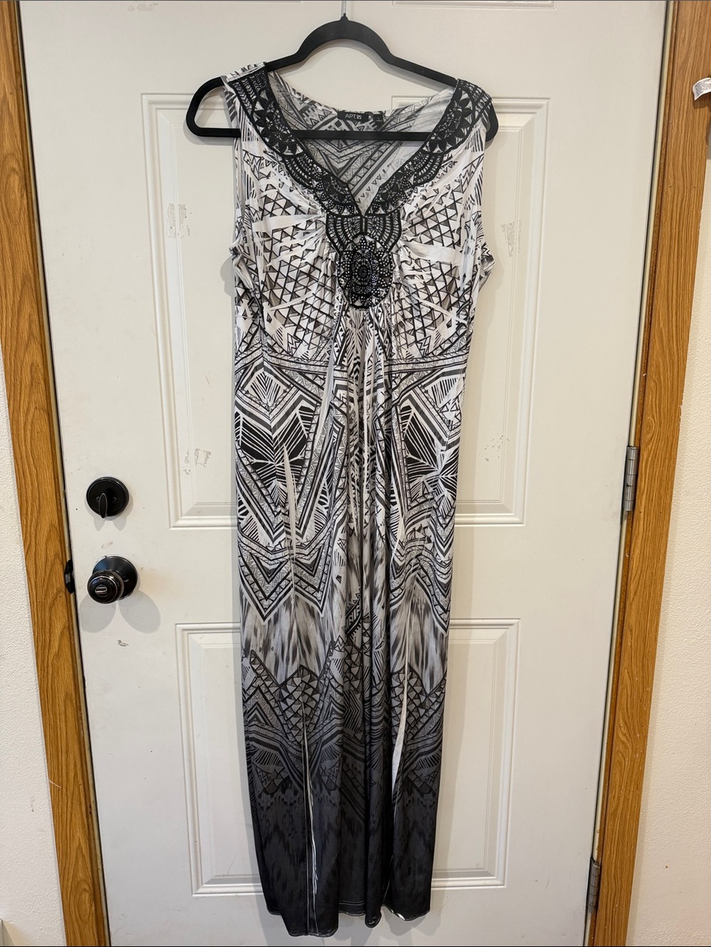 Apt. 9 Black & White Geometric Maxi Dress